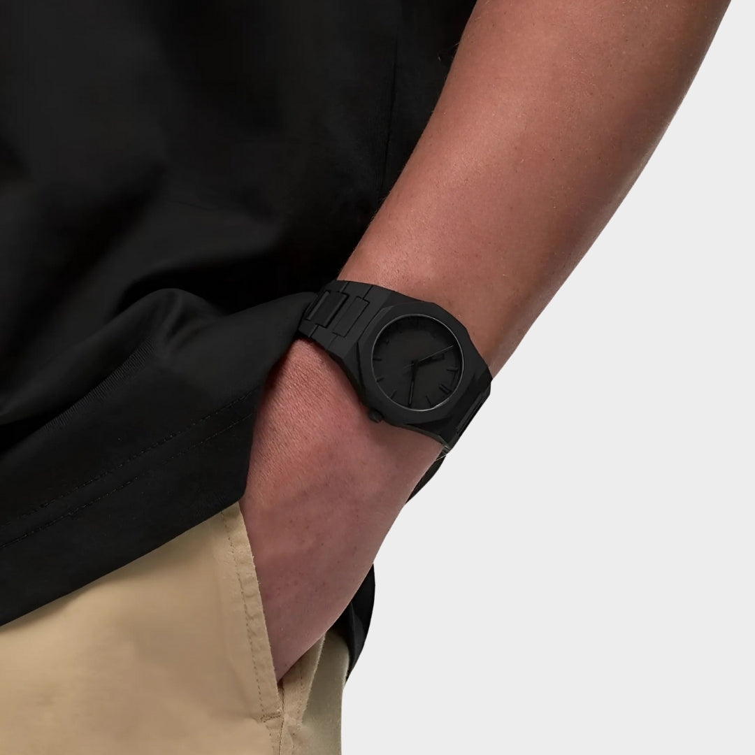 ELVAF ~ Black Classic | Watch